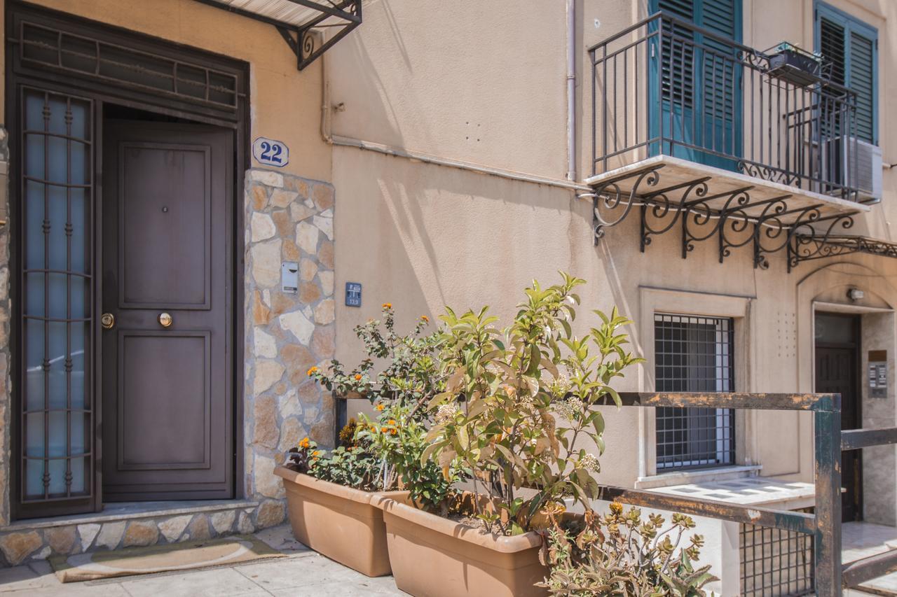 Porta Nuove Vacanze ปาแลร์โม ภายนอก รูปภาพ