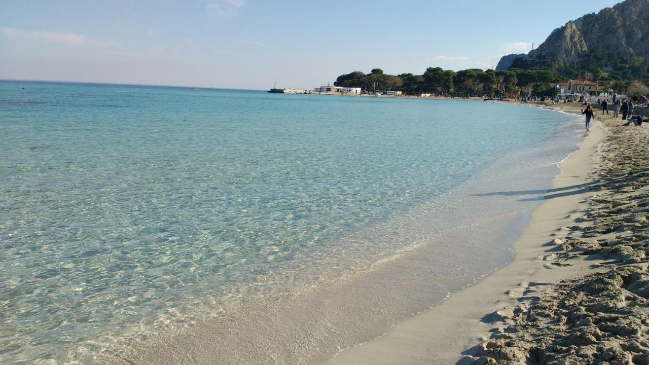 Porta Nuove Vacanze ปาแลร์โม ภายนอก รูปภาพ